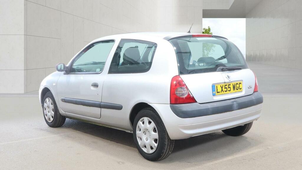 Renault Clio 1.4 16V Expression Silver #3