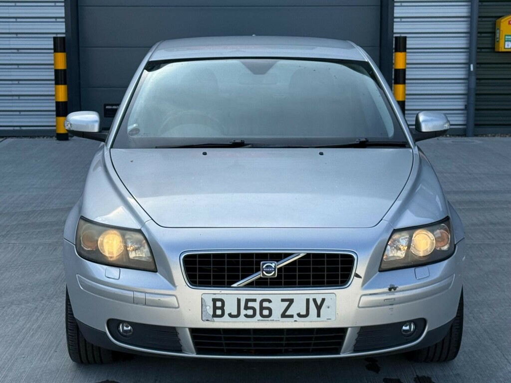 Volvo S40 Saloon 1.6 S 200756 Silver #2