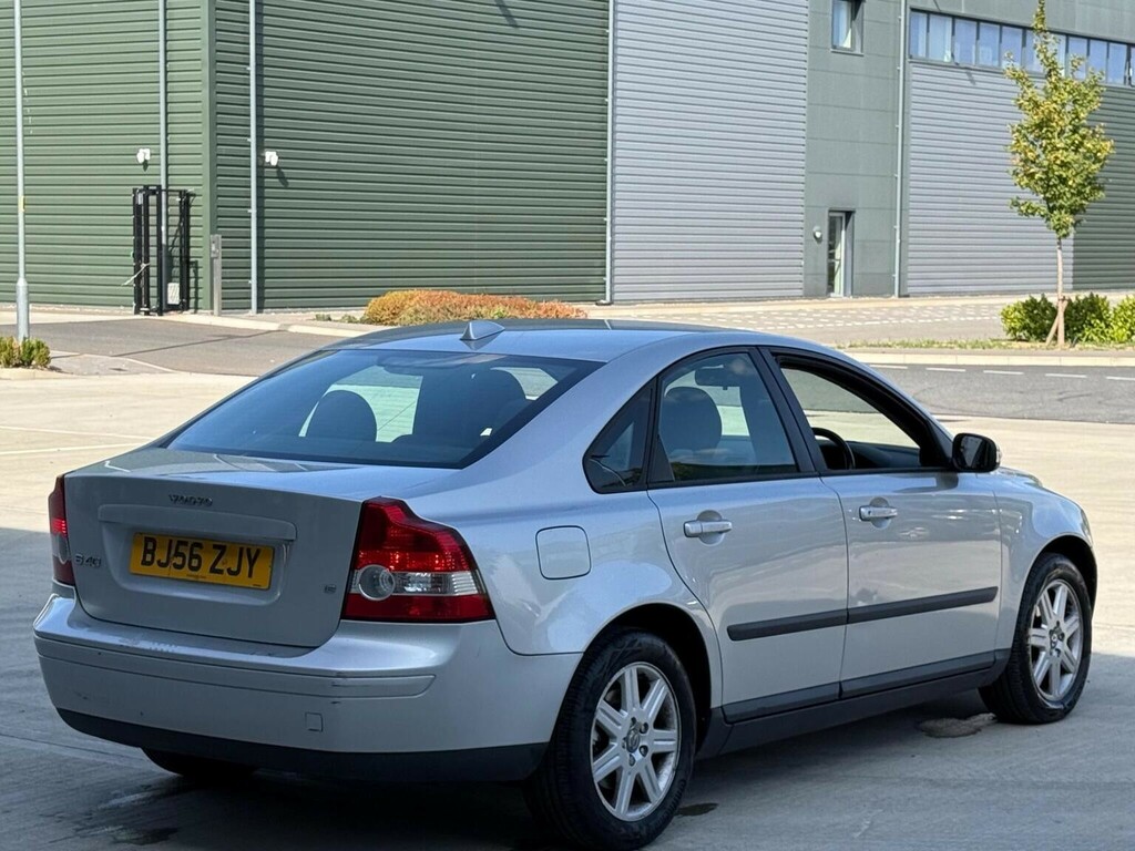 Volvo S40 Saloon 2.4 Se Geartronic 200707 Silver #7
