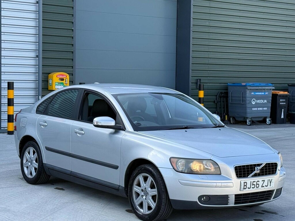 Volvo S40 Saloon 1.6 S 200756 Silver