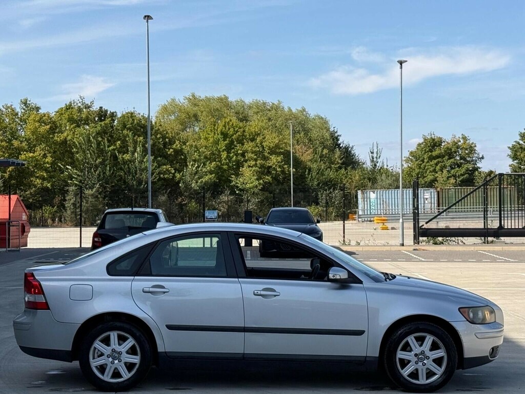Volvo S40 Saloon 2.4 Se Geartronic 200707 Silver #8