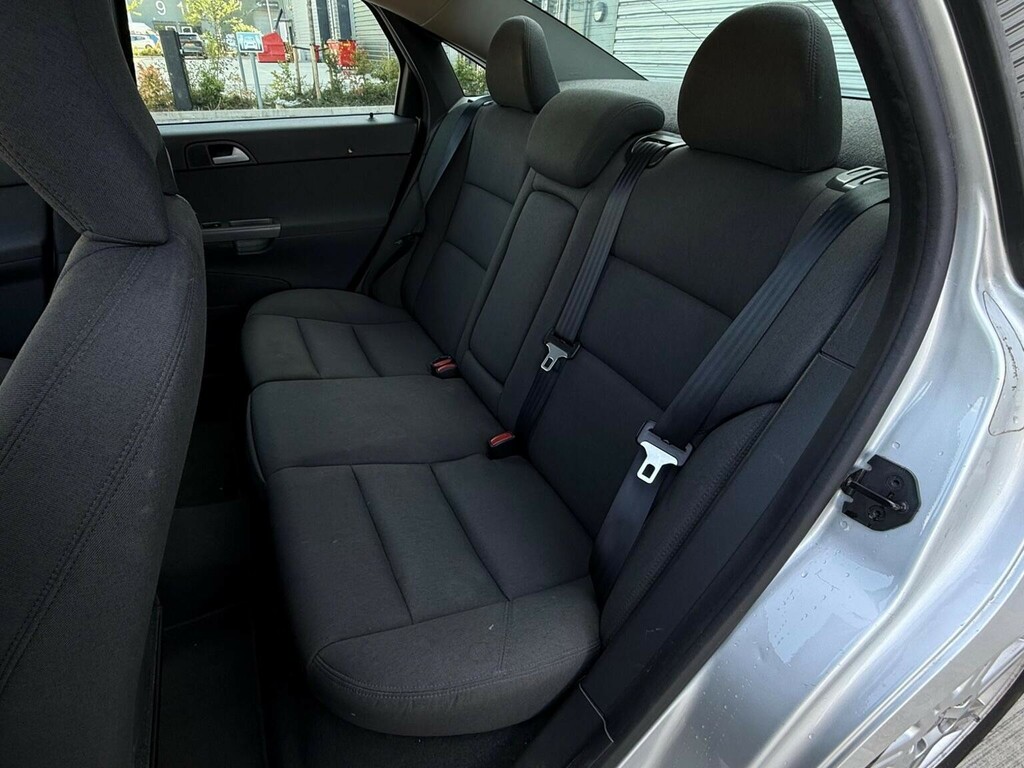 Volvo S40 Saloon 2.4 Se Geartronic 200707 Silver #19