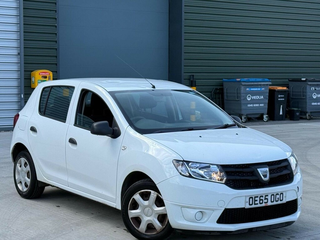 Dacia Sandero Hatchback 1.2 Ambiance Euro 6 201565 White