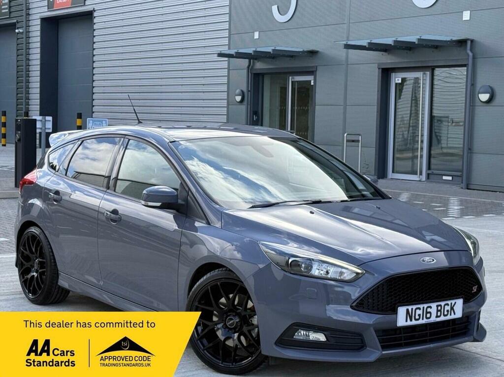 Ford Focus Hatchback 2.0T Ecoboost St-3 Euro 6 Ss 201 Grey
