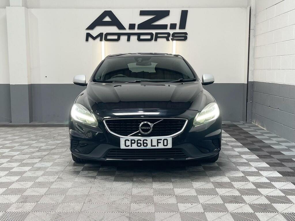 Volvo V40 2.0 D3 R-design Pro Euro 6 Ss Black #4