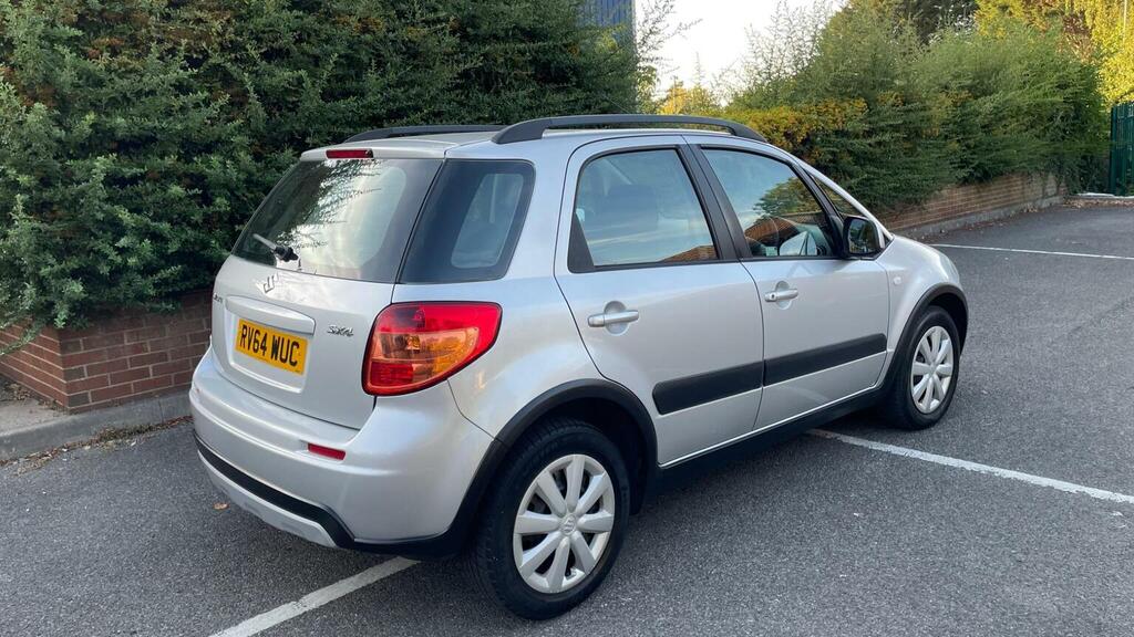 Suzuki SX4 Hatchback White #13
