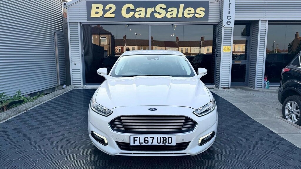 Ford Mondeo 2.0 Tdci Titanium Powershift Euro 6 Ss FL67UBD White #3