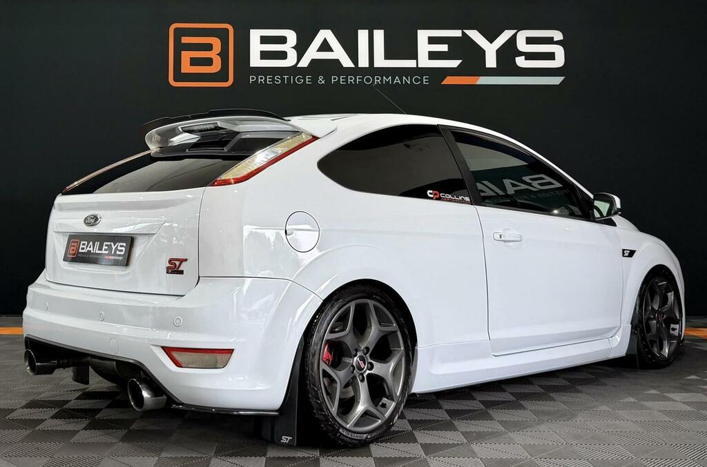 Ford Focus 2.5 Siv St-3 White #2