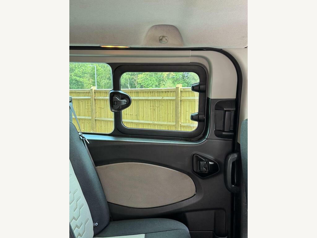 Ford Transit Custom Panel Van Custom Limited 2.2 Timing Chain E Silver #19