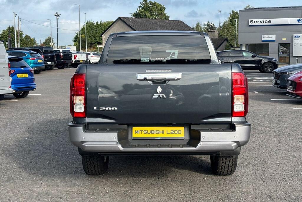 Mitsubishi L200 2.4 Bi-turbo D Titan Double Cab Pick Up 4Wd I Grey #5