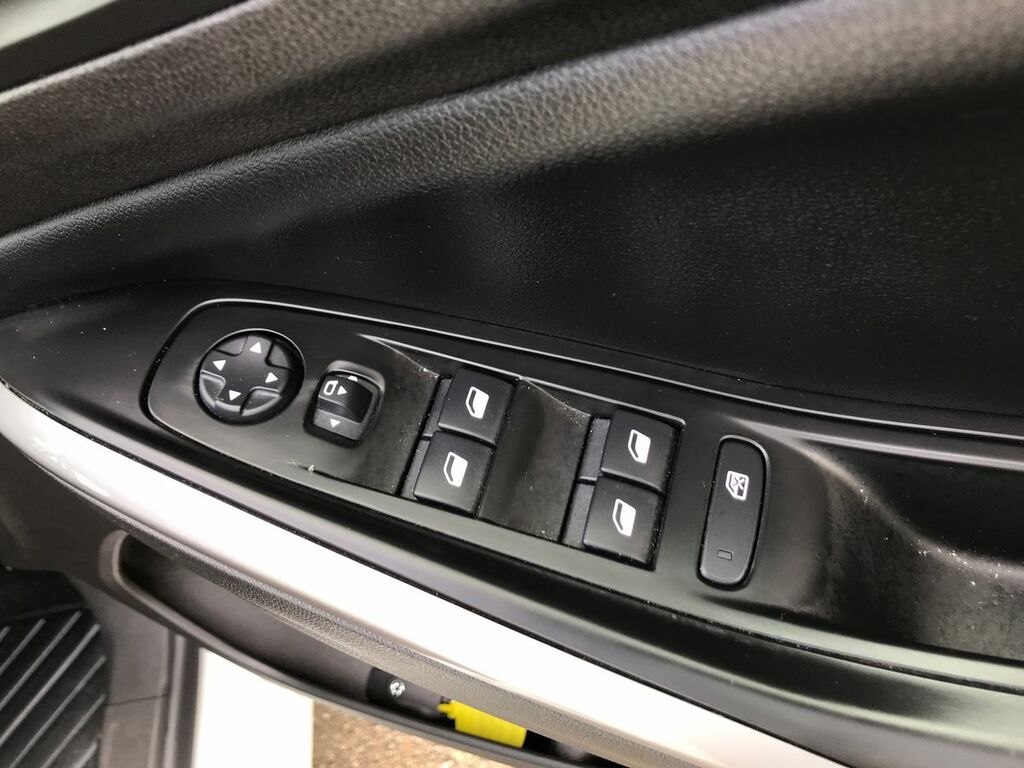 Vauxhall Grandland 1.2 Turbo Ultimate Suv Euro 6 S Black #18