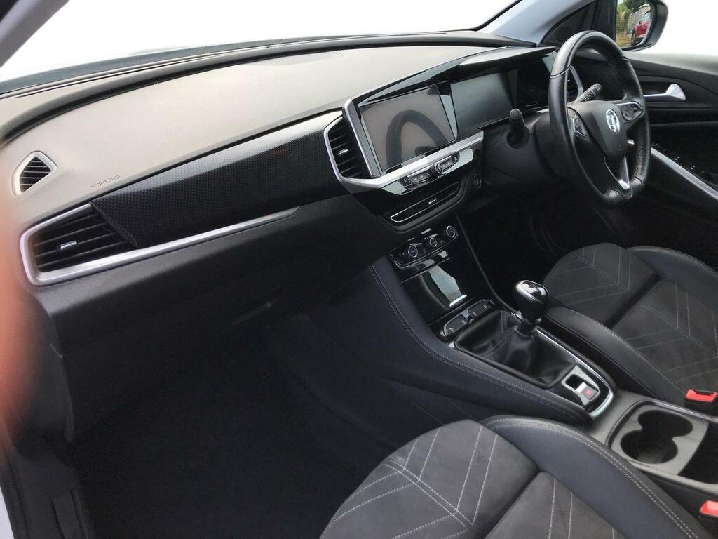 Vauxhall Grandland 1.2 Turbo Ultimate White #5