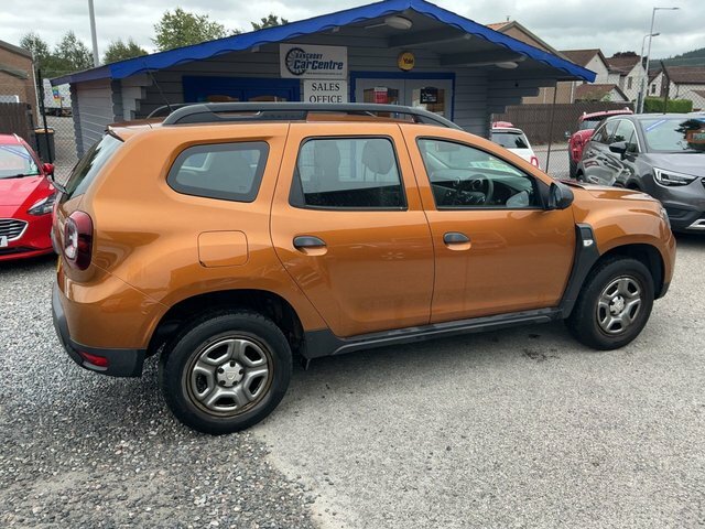 Dacia Duster 2019 1.6 Sce Essential Suv Euro Orange #3