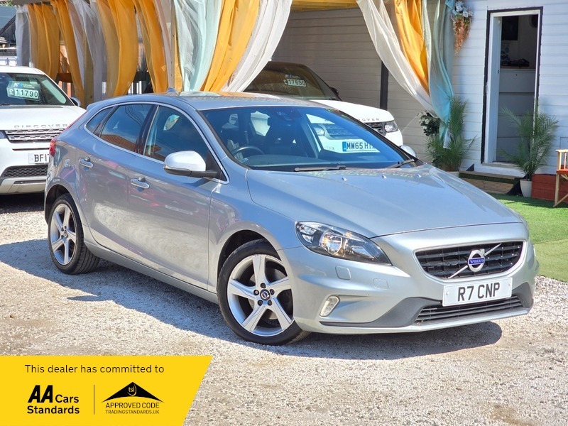 Volvo V40 2.0 D2 R-design Nav Silver