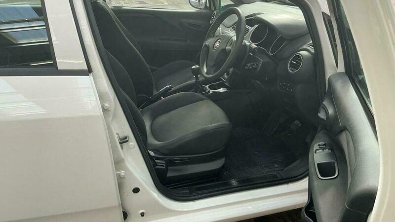 Fiat Punto 1.2 Pop Euro White #3