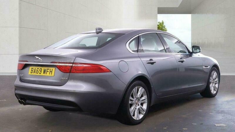Jaguar XF 2.0D Portfolio Euro BA69WFH Grey #4