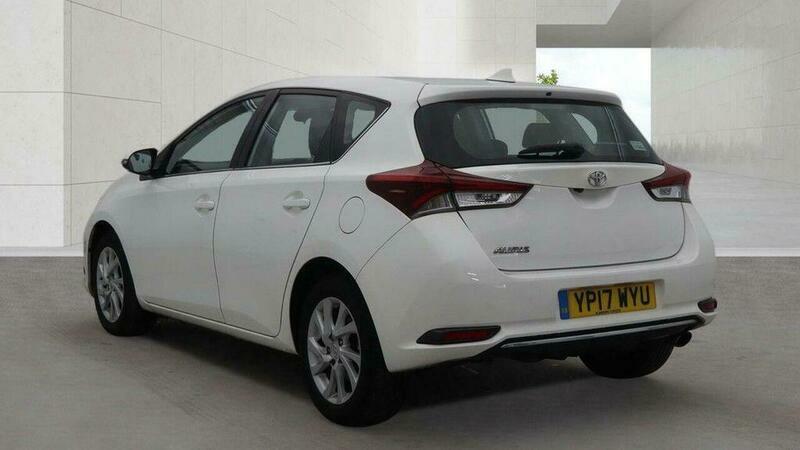 Toyota Auris 1.2 Vvt-i Business Edition White #5