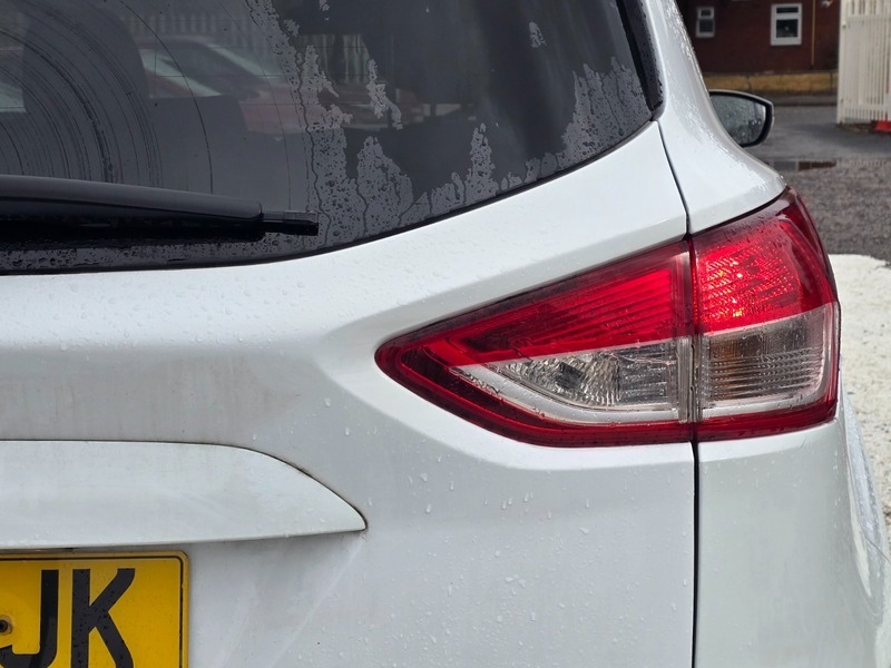 Ford Kuga Titanium Black #32