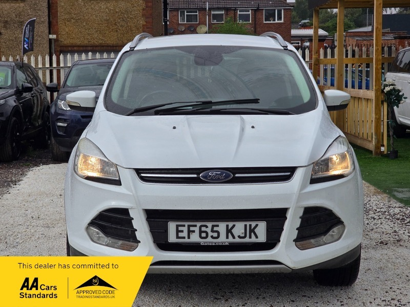Ford Kuga 2.0 Tdci Titanium 2Wd White #2