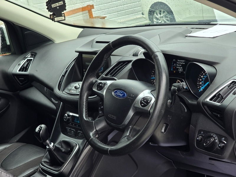 Ford Kuga Titanium Black #14