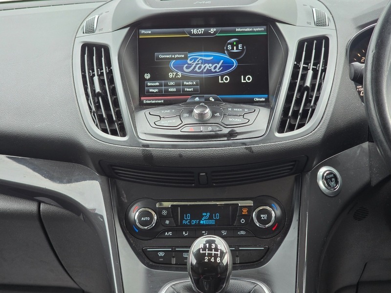Ford Kuga Titanium Black #21