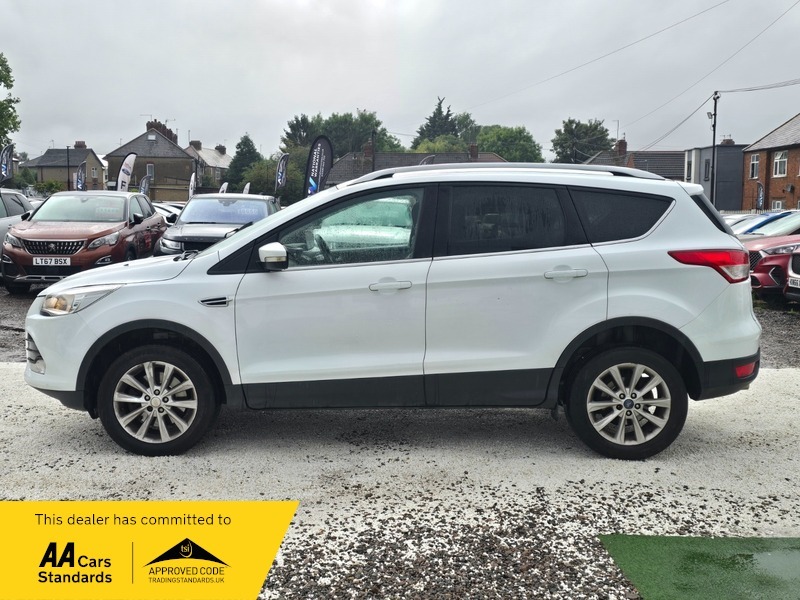 Ford Kuga 2.0 Tdci Titanium 2Wd White #4