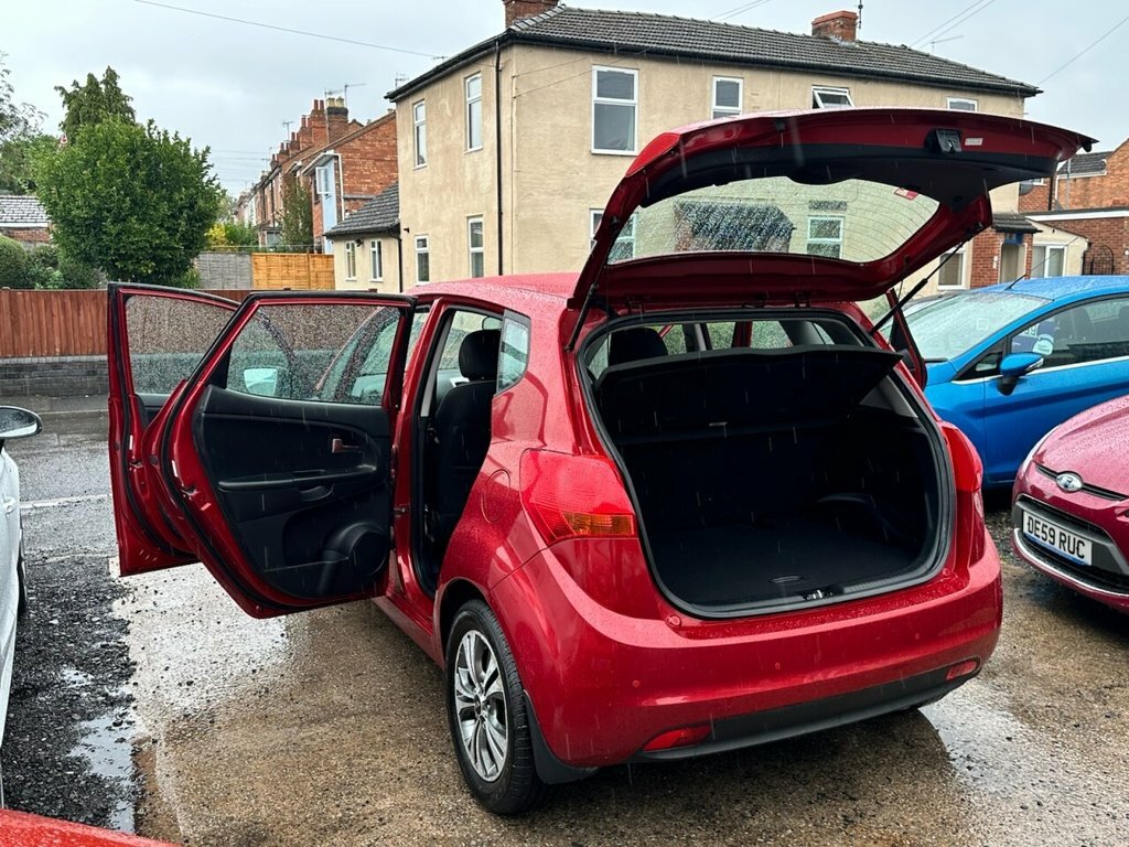 Kia Venga 1.4L 2 Red #2