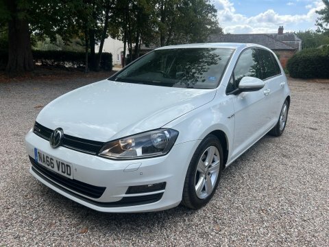 Volkswagen Golf 2016 66 1.0 NA66VDD White #3