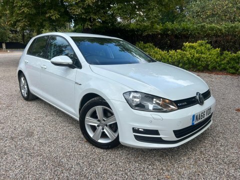 Volkswagen Golf 2016 66 1.0 NA66VDD White