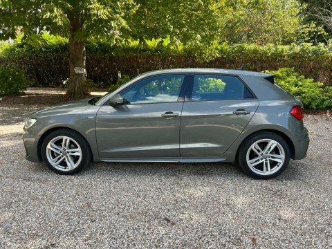 Audi A1 2019 19 1.5 YE19JWZ Grey #5
