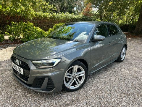 Audi A1 2019 19 1.5 YE19JWZ Grey #3
