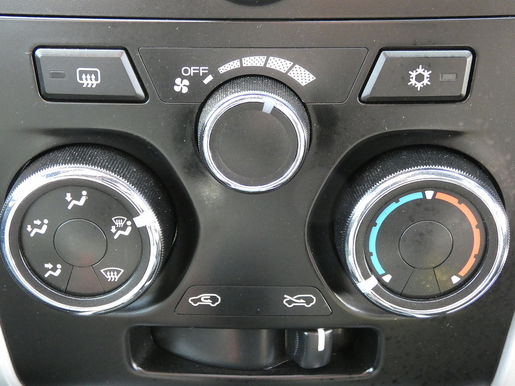 Isuzu D-Max Eiger Dcb Grey #22