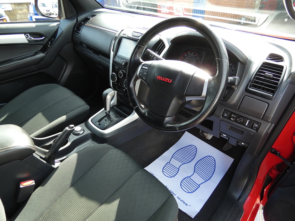 Isuzu D-Max Eiger Dcb Grey #17