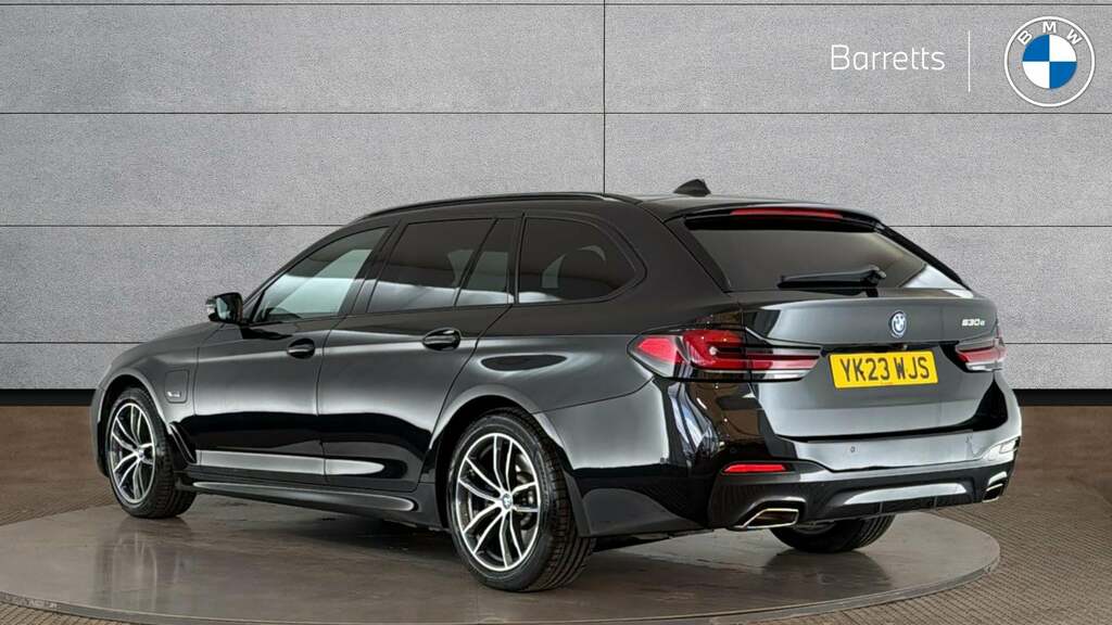 BMW 5 Series 2.0 530E 12Kwh M Sport Touring Plug-in Black #2
