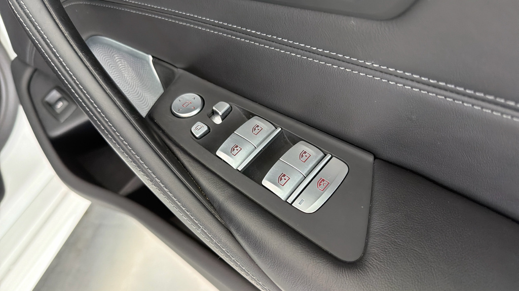 BMW 5 Series 520D M Sport Mhev Grey #30
