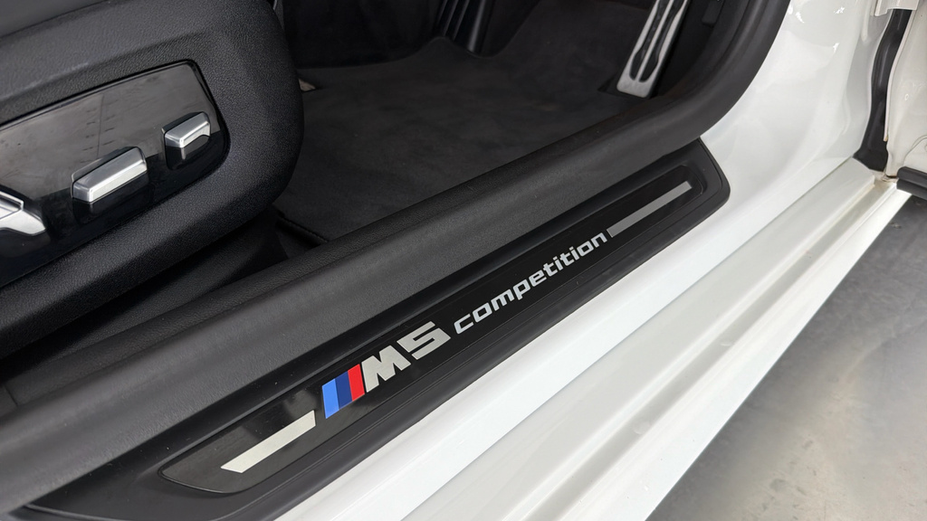 BMW 5 Series 520D M Sport Mhev Grey #29