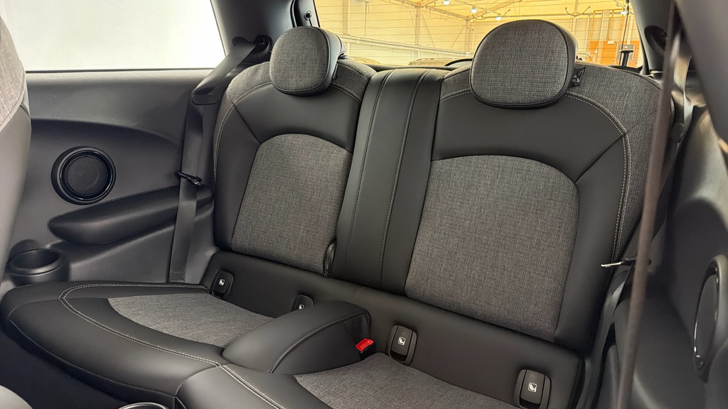 Mini Hatch Cooper Classic Hatchback Black #12
