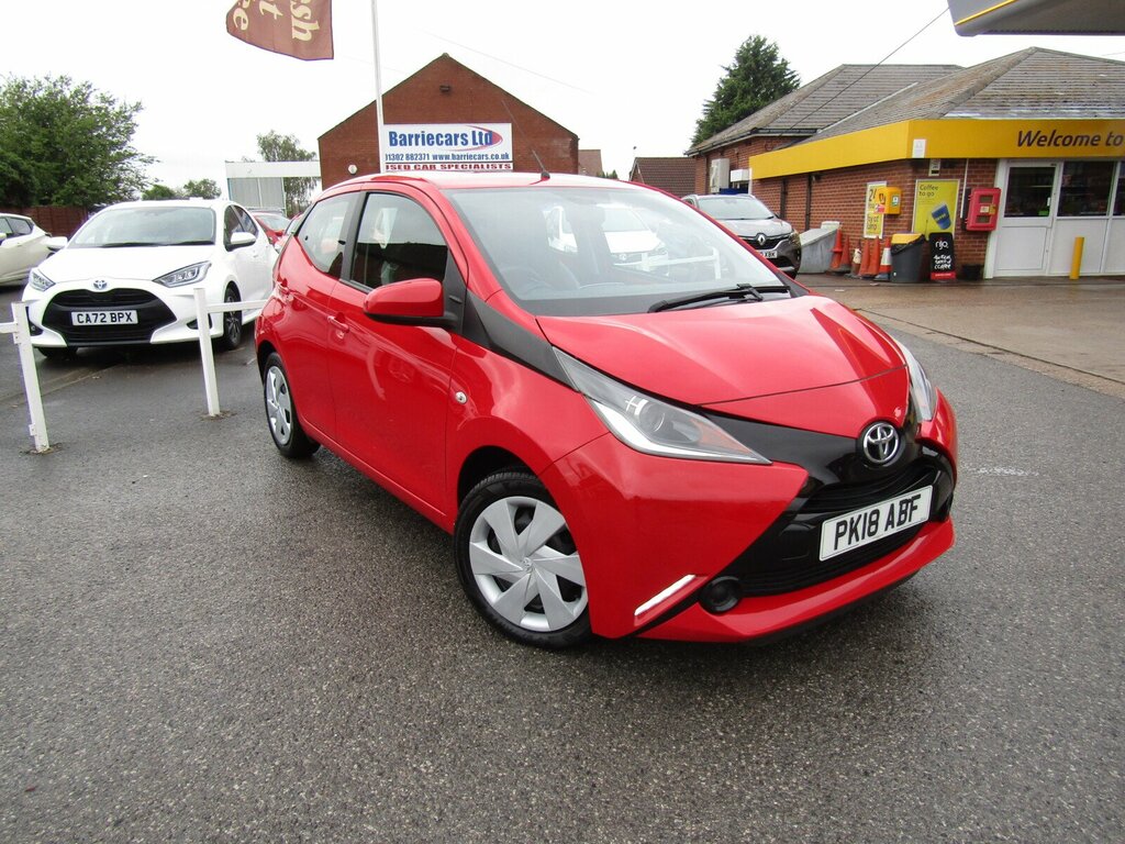 Toyota Aygo 1.0 Vvt-i X-play Euro 6 PK18ABF Red #5