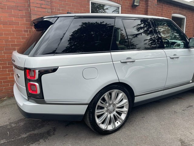 Land Rover Range Rover Sd V8 Suv YE68WOU Silver #6
