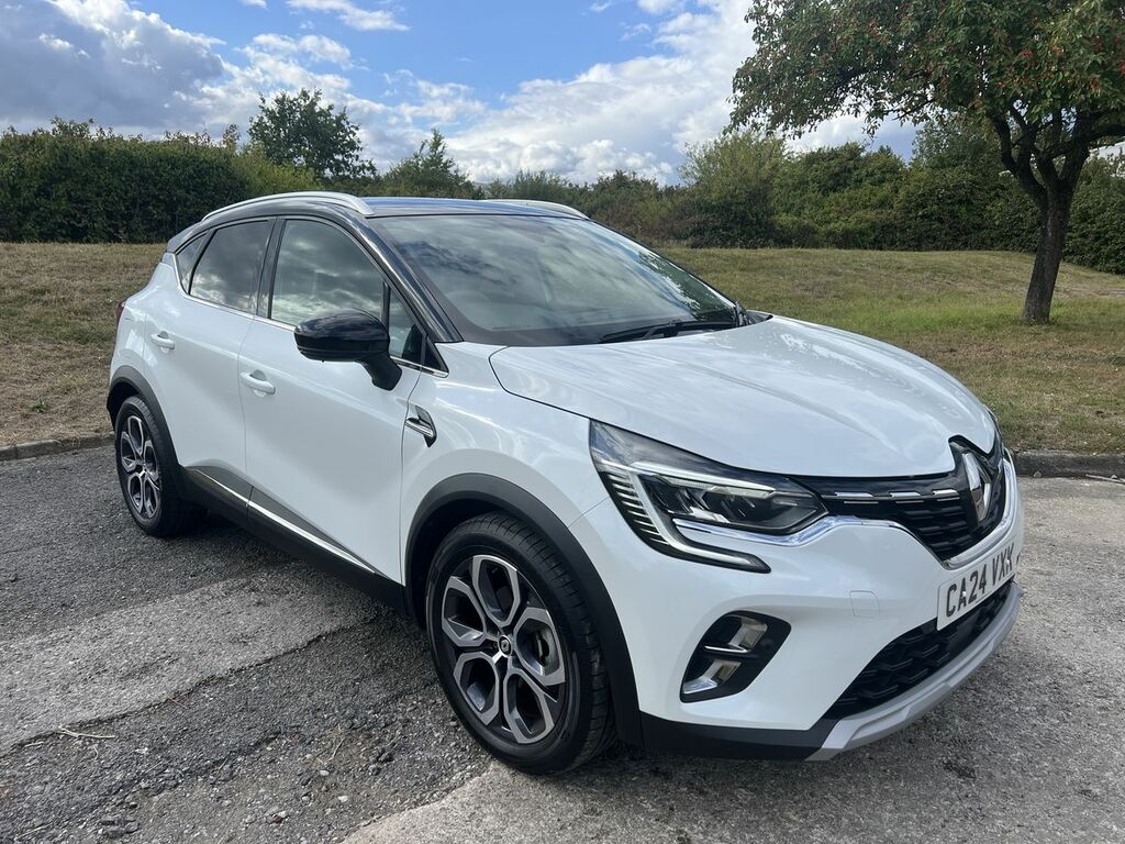 Renault Captur Techno E-tech Black