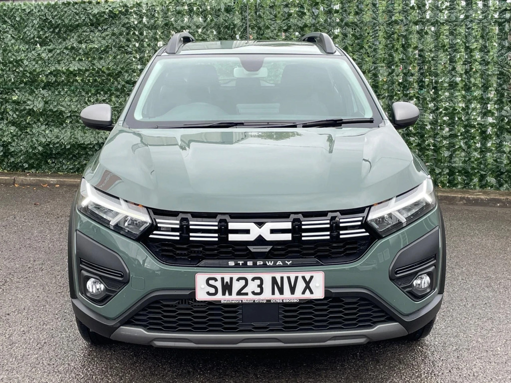 Dacia Sandero Stepway 1.0 Tce Expression Euro 6 Ss SW23NVX Green #2