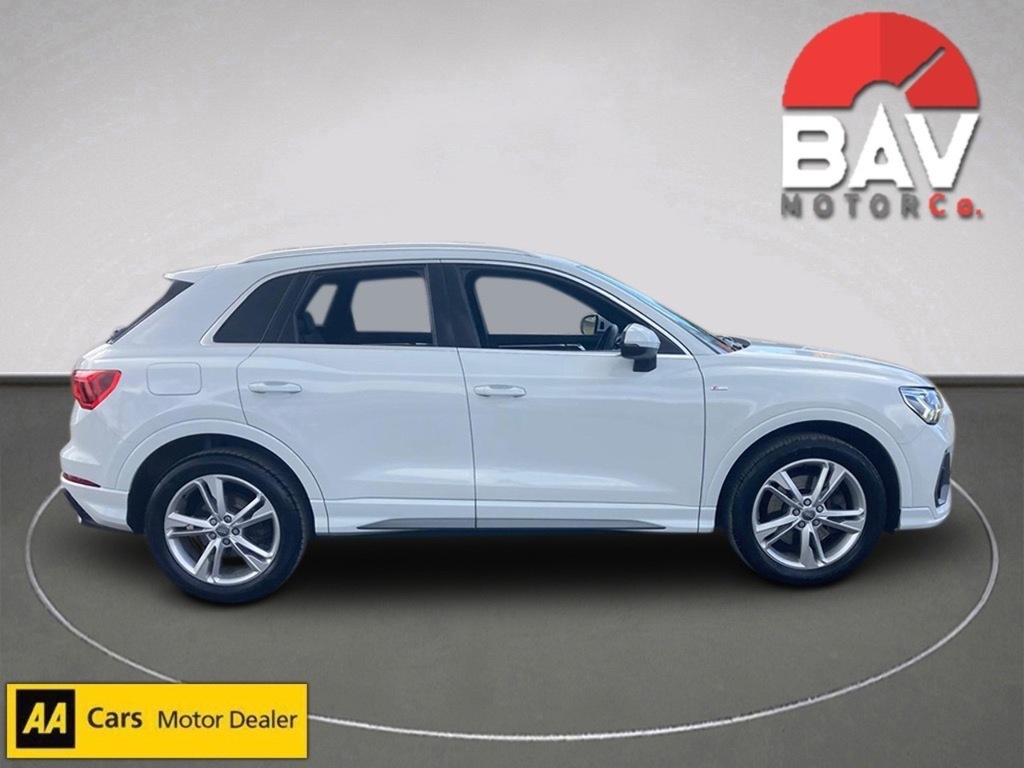 Audi Q3 Tdi S Line VO19BDV White #2