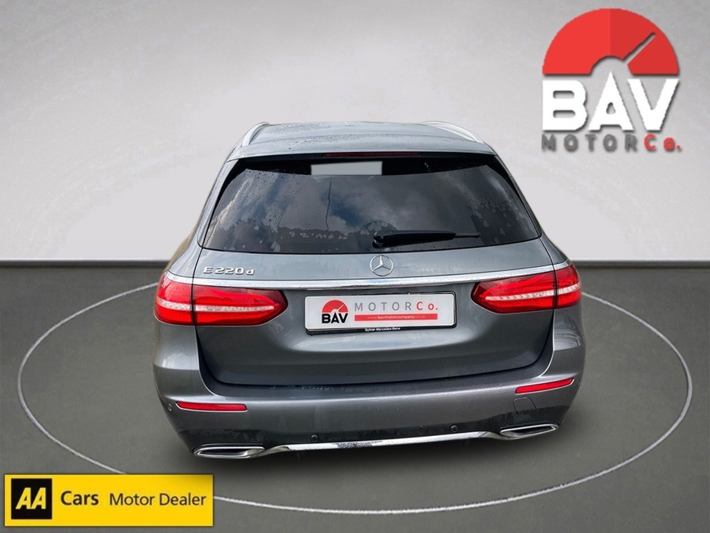 Mercedes-Benz E Class E220d Amg Line Edition BU20HTL Grey #4