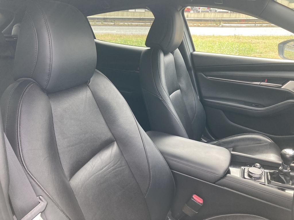 Mazda 3 Skyactiv-x Mhev Gt Sport Silver #3