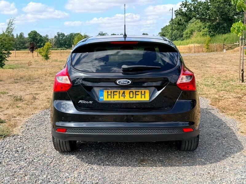 Ford Focus 1.6 Tdci Zetec Navigator Euro 5 Ss HF14OFH Black #6