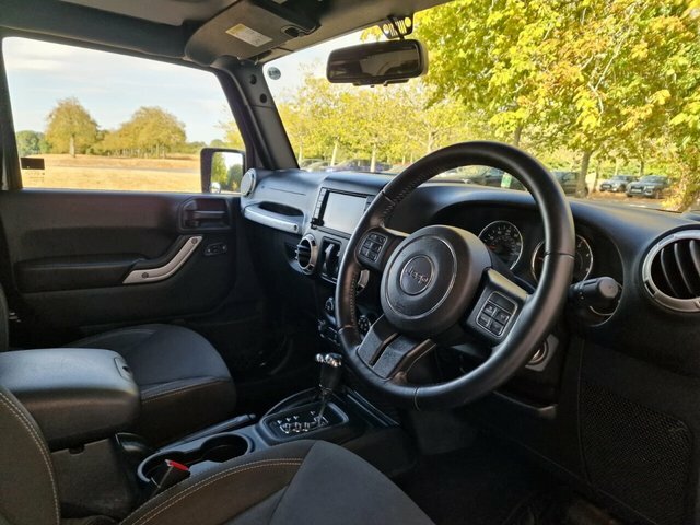 Jeep Wrangler 2.8 Crd Night Eagle Purple #11