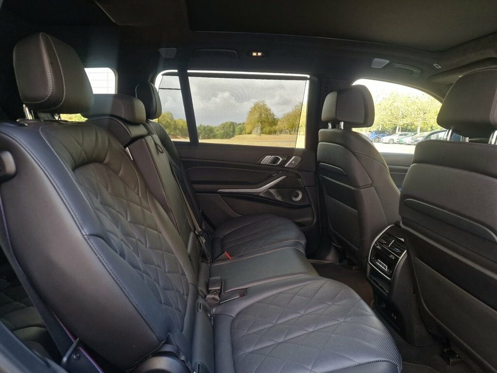 BMW X7 Automatic Green #32