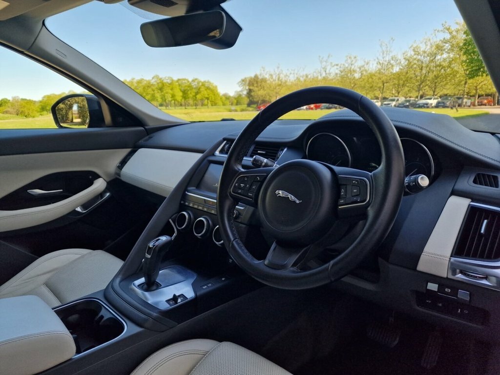 Jaguar E-Pace 2.0 Core 148 Bhp Black #37