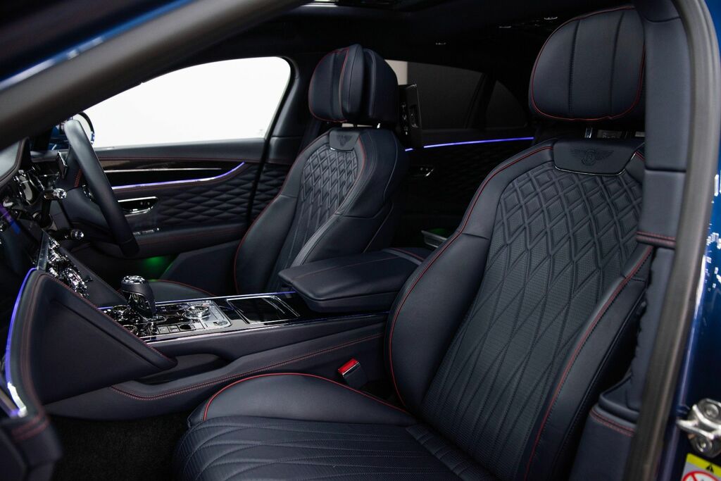 Bentley Flying Spur 6.0 W12 Saloon Blue #4