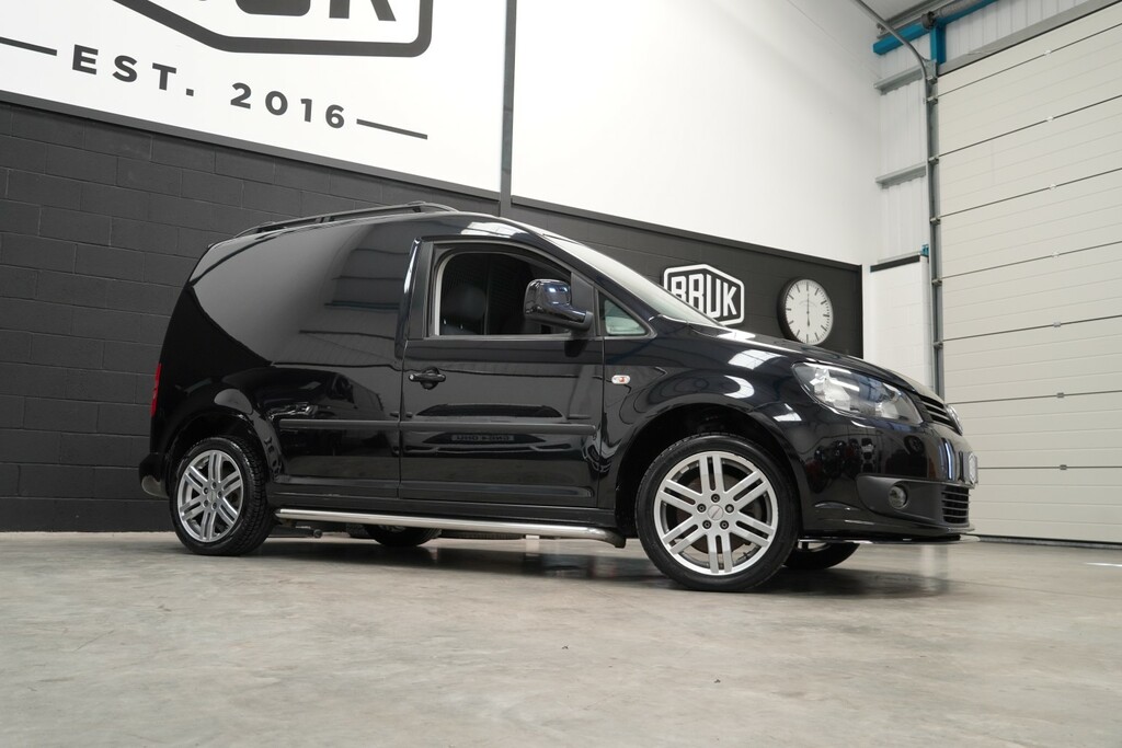 Volkswagen Caddy 2.0 Tdi C20 Highline Black #3
